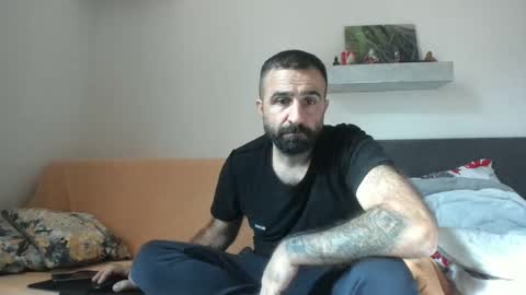 Snapshot of loveivat80 chatting on October 12, 5:39 am loveivat80 online show from October 12, 5:39 am