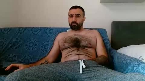 Snapshot of loveivat80 chatting on January 18, 7:23 am loveivat80 online show from January 18, 7:23 am