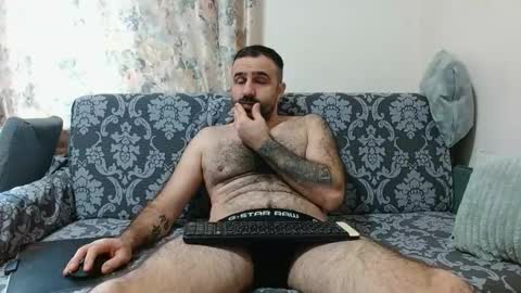 Snapshot of loveivat80 chatting on February 7, 7:01 am loveivat80 online show from February 7, 7:01 am