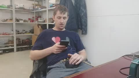 lovejimmi online show from May 4, 6:09 am