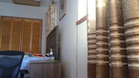 Snapshot of lovelace390 chatting on December 1, 12:04 am Amber online show from December 1, 12:04 am