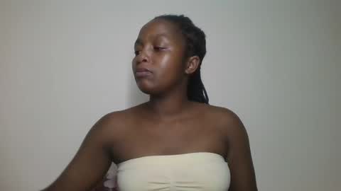 Snapshot of lovelbrownie chatting on July 22, 6:54 pm lovelbrownie online show from July 22, 6:54 pm
