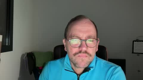 Snapshot of lovelick007 chatting on January 3, 12:30 pm lovelick007 online show from January 3, 12:30 pm