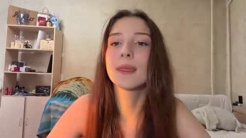 Snapshot of lovelladonaghe chatting on July 6, 7:05 am Lina online show from July 6, 7:05 am