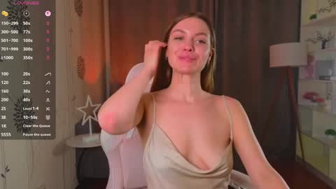 Laura online show from April 17, 11:35 am