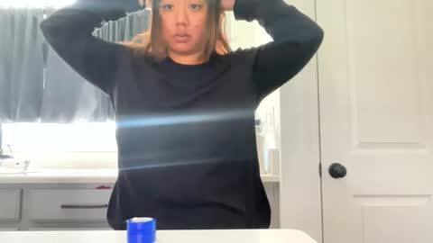 Love online show from December 2, 5:15 pm