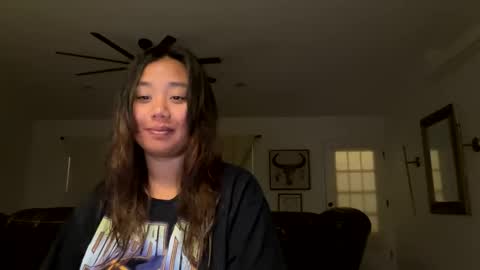 Love online show from December 9, 12:34 am