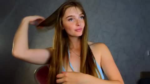 Snapshot of lovelly_molly chatting on July 9, 4:22 pm Molly online show from July 9, 4:22 pm
