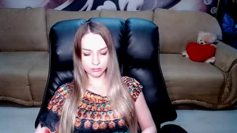 private open online show from April 17, 2:09 pm