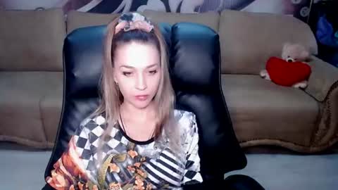 private open online show from June 28, 1:17 pm