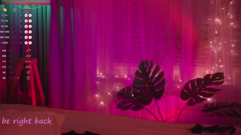 Snapshot of lovellynelly chatting on January 29, 5:45 pm Nelly online show from January 29, 5:45 pm