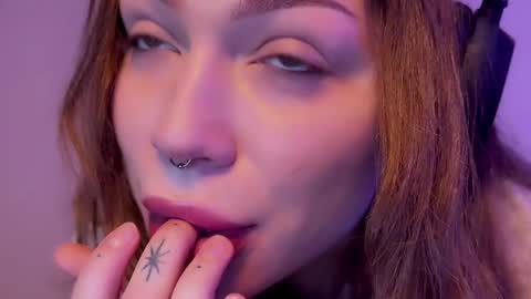 Elsa online show from January 28, 5:54 am