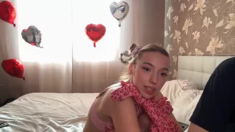 Snapshot of lovelusik chatting on February 20, 11:20 am LoveLusik online show from February 20, 11:20 am