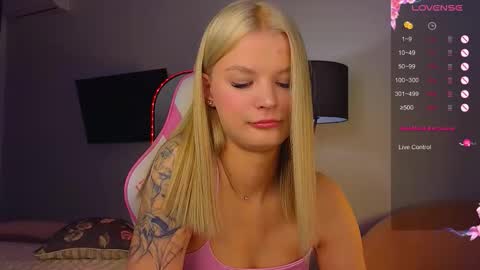 Jenny online show from November 7, 1:00 pm