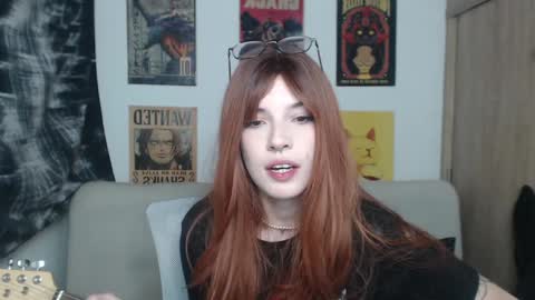 Snapshot of lovely_cass chatting on February 7, 12:53 am Cassie online show from February 7, 12:53 am