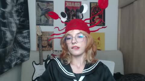 Snapshot of lovely_cass chatting on March 3, 5:53 am Cassie online show from March 3, 5:53 am