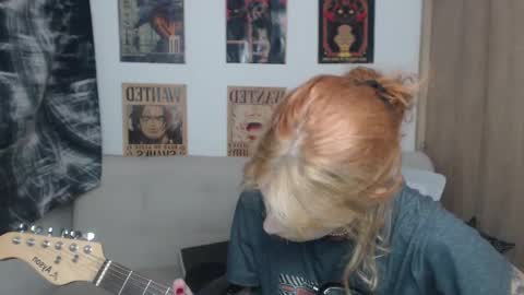 Snapshot of lovely_cass chatting on March 9, 5:11 am Cassie online show from March 9, 5:11 am