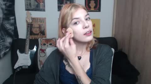 Snapshot of lovely_cass chatting on March 11, 2:54 am Cassie online show from March 11, 2:54 am