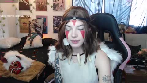 Snapshot of lovely_cass chatting on May 10, 3:50 pm Cassie online show from May 10, 3:50 pm