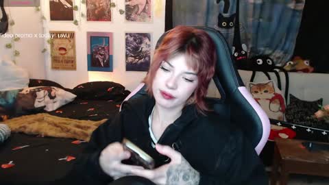 Snapshot of lovely_cass chatting on May 13, 3:26 am Cassie online show from May 13, 3:26 am