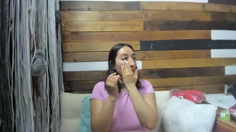 Snapshot of lovely_chloe19 chatting on January 29, 10:16 am Chloe online show from January 29, 10:16 am