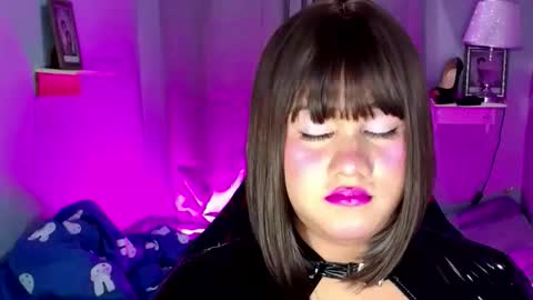 Snapshot of lovely_coleen chatting on September 30, 4:56 pm lovely_coleen online show from September 30, 4:56 pm