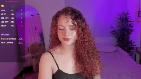 Snapshot of lovely_emma18 chatting on January 7, 3:14 pm Emma online show from January 7, 3:14 pm