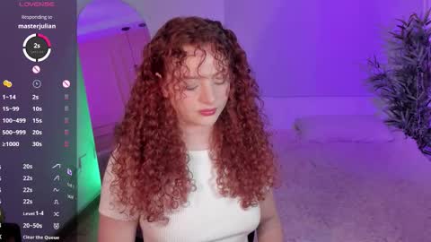 Snapshot of lovely_emma18 chatting on January 8, 2:41 pm Emma online show from January 8, 2:41 pm