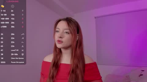 Snapshot of lovely_emma18 chatting on February 19, 1:51 pm Emma online show from February 19, 1:51 pm