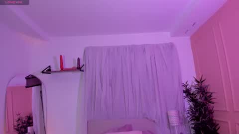 Emma online show from July 2, 1:06 pm