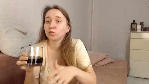 Lovely Hayley online show from December 3, 9:12 pm