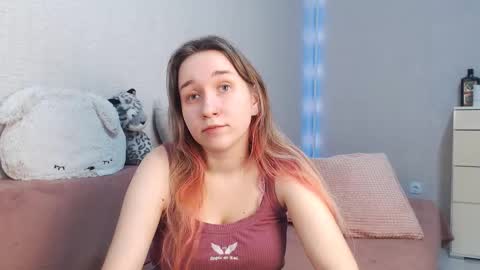 Snapshot of lovely_hayley chatting on February 15, 9:55 pm Lovely Hayley online show from February 15, 9:55 pm