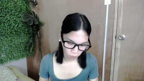Snapshot of lovely_kimmyxx chatting on July 9, 6:56 pm kimmy online show from July 9, 6:56 pm