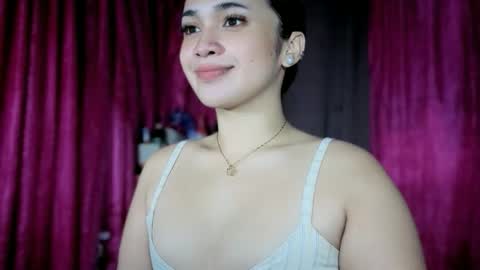Snapshot of lovely_kurtny04 chatting on May 10, 4:34 pm LOVE online show from May 10, 4:34 pm
