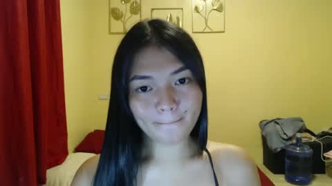 Lovely Laura online show from December 4, 2:04 pm