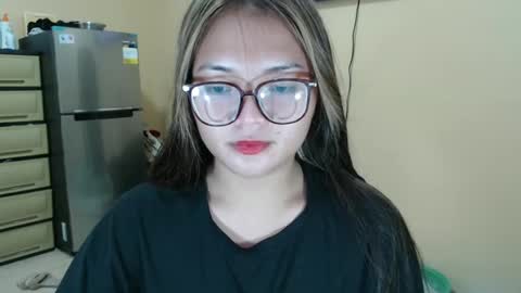 Lovely Laura online show from January 12, 10:22 pm