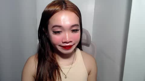lovely_lianne online show from July 27, 12:01 pm