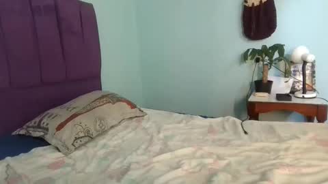 Maya online show from March 18, 1:36 pm