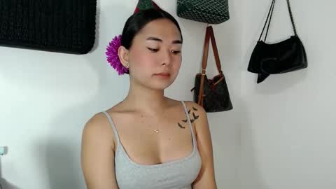 Snapshot of lovely_maria_x chatting on March 7, 3:42 pm Maria online show from March 7, 3:42 pm