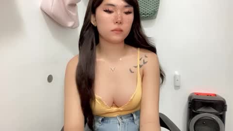 Snapshot of lovely_maria_x chatting on March 30, 4:02 am Maria online show from March 30, 4:02 am