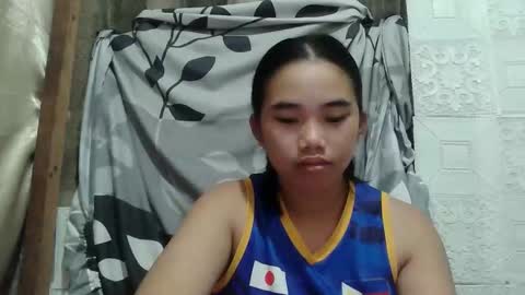 lovely_marie572336 online show from March 18, 2:09 pm