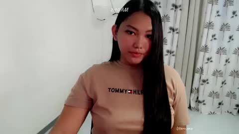 lovely_megan08 online show from October 16, 9:10 am
