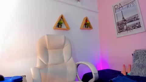 Olivia online show from July 18, 11:58 am