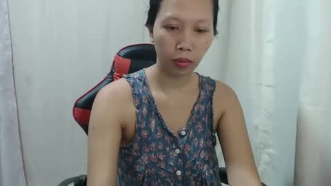 Snapshot of lovely_pinayxxx chatting on May 16, 12:26 pm lovely_pinayxxx online show from May 16, 12:26 pm