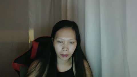 Snapshot of lovely_pinayxxx chatting on May 19, 1:28 pm lovely_pinayxxx online show from May 19, 1:28 pm