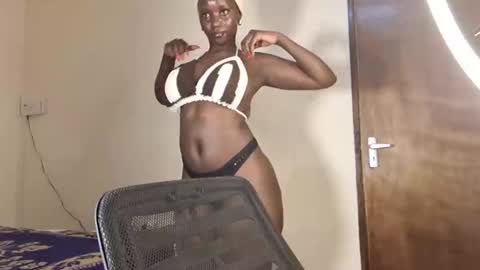 Snapshot of lovely_princes1 chatting on January 30, 4:16 am I  am witty online show from January 30, 4:16 am