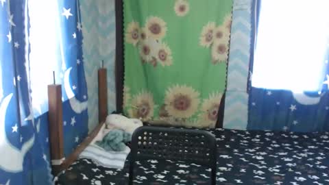 Snapshot of lovely_singlemom chatting on October 5, 1:59 am ask me dear online show from October 5, 1:59 am