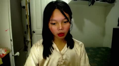 Thea  online show from July 9, 8:18 am