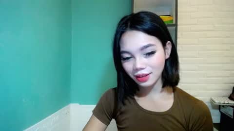 Thea  online show from July 22, 11:35 am