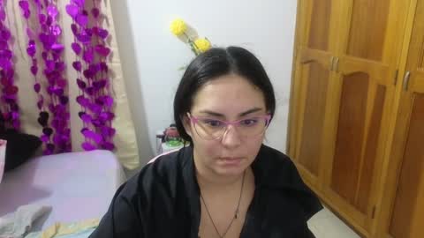 Snapshot of lovely_trix_ chatting on January 10, 11:33 am Trix online show from January 10, 11:33 am